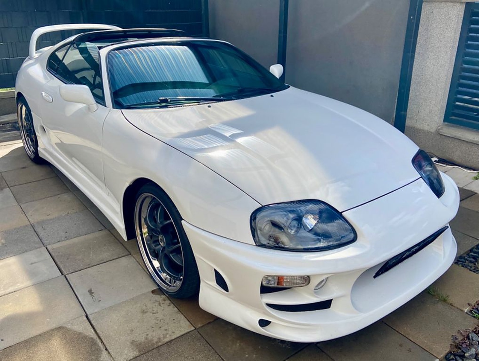 Supra со снятой крышей-таргой